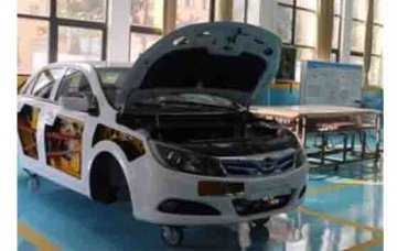 廣州新能源汽車(chē)教學(xué)設(shè)備廠家：電池使用壽命的影響因素有那些?